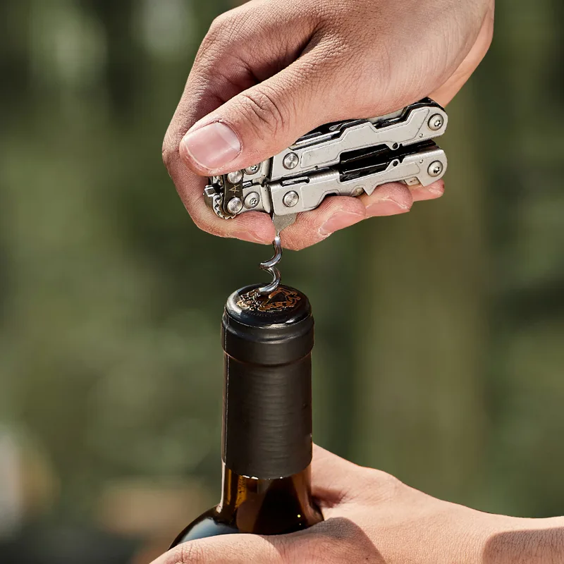 SOG 19 in 1 PowerLitre Mini Mu - Edc Carry Pliers review and price